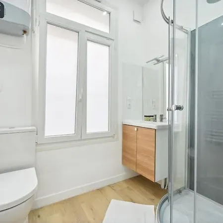 Peaceful Flat Near Montparnasse פריז